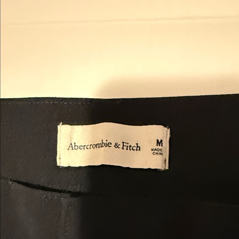 Abercrombie & Fitch Women's High Waist Black Shorts M - Picture 4 of 9